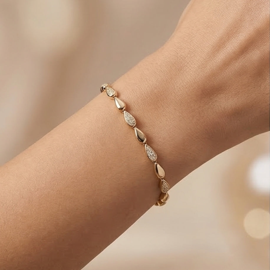 14 KARAT VERGOLDETES ARMBAND MODELL TROPFEN - XP059