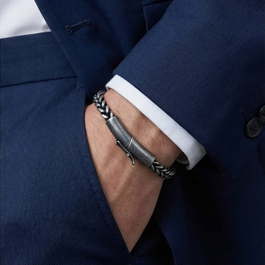 HERRENARMBAND AUS ANTIKEM STAHL